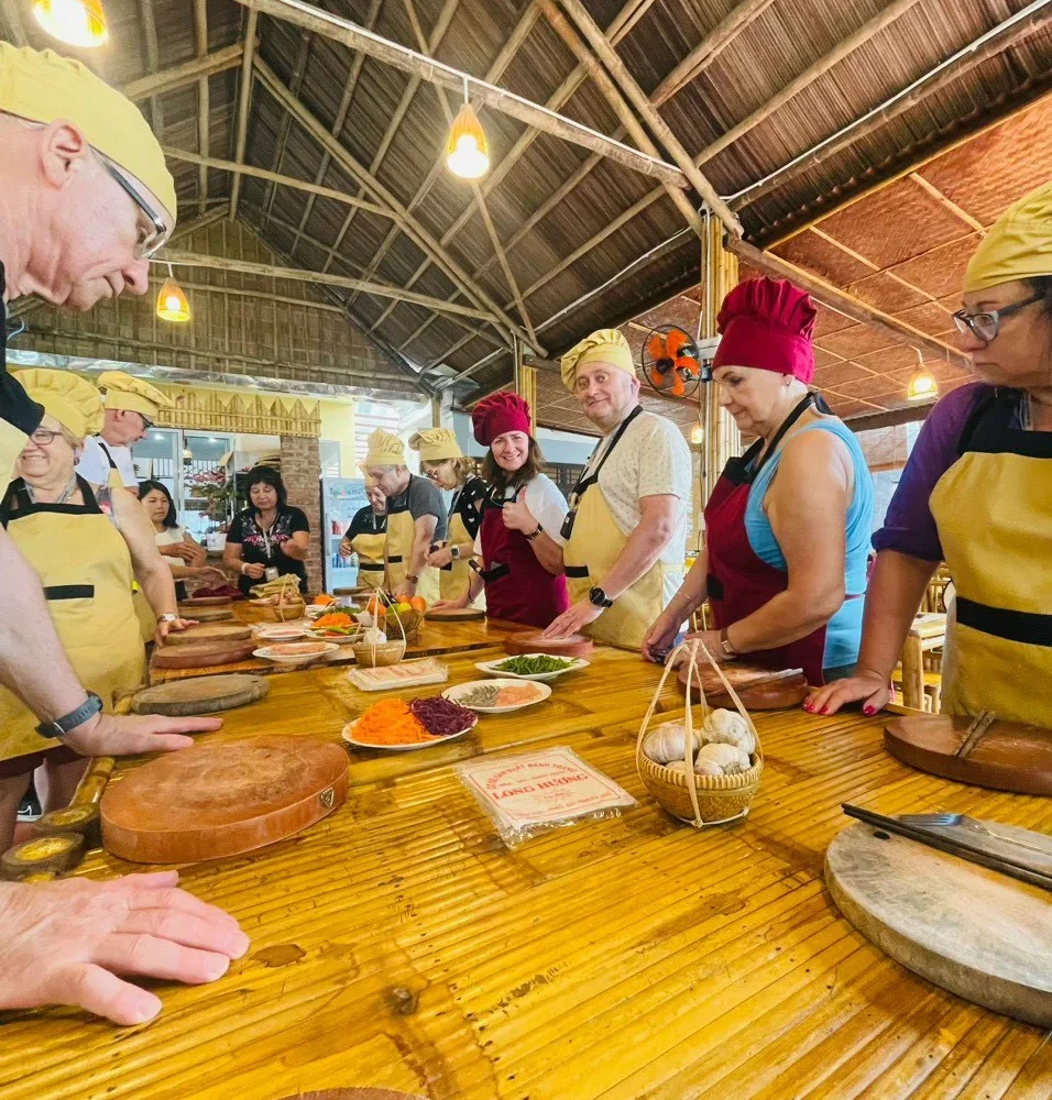 hoi an fishing and cooking class Vela Vietnam Travel