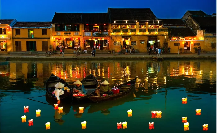 Hoi An Lantern Boats vela vietnam travel
