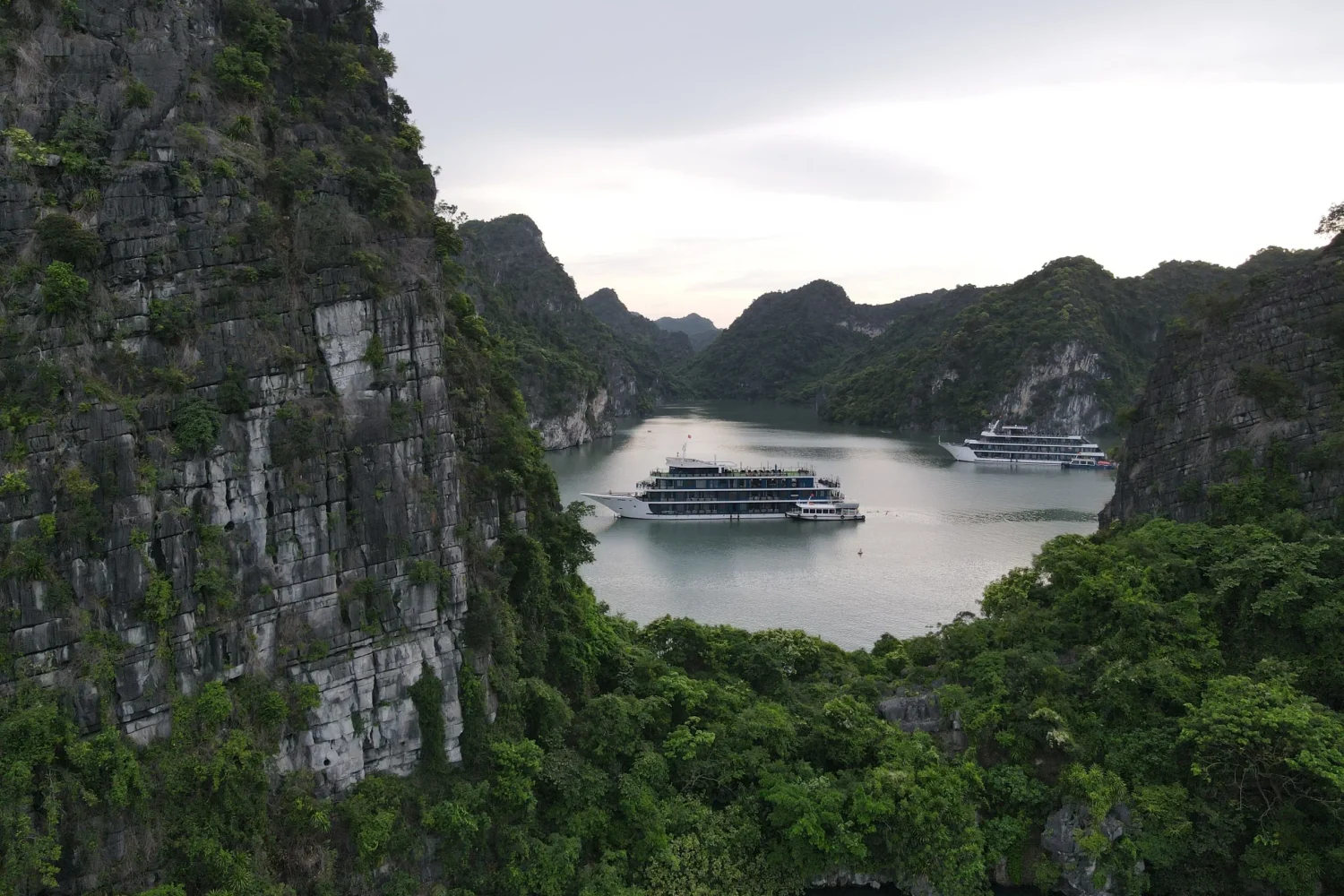halong bay 2 day 1 night cruise vela vietnam travel 13