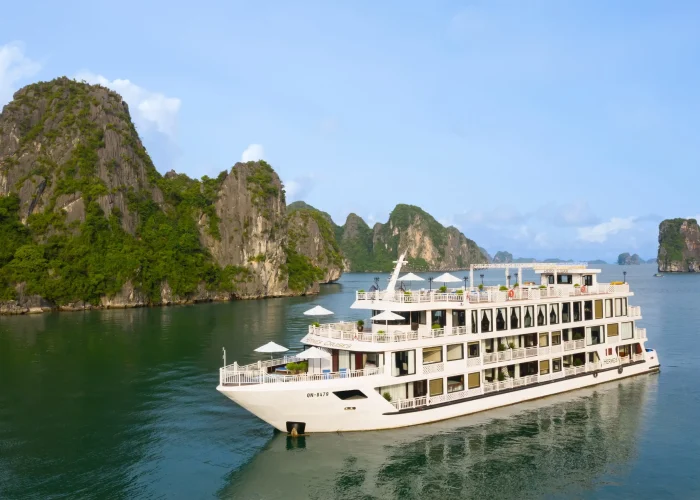 Hermes halong bay cruise 3 days 2 nights luxury vela vietnam travel