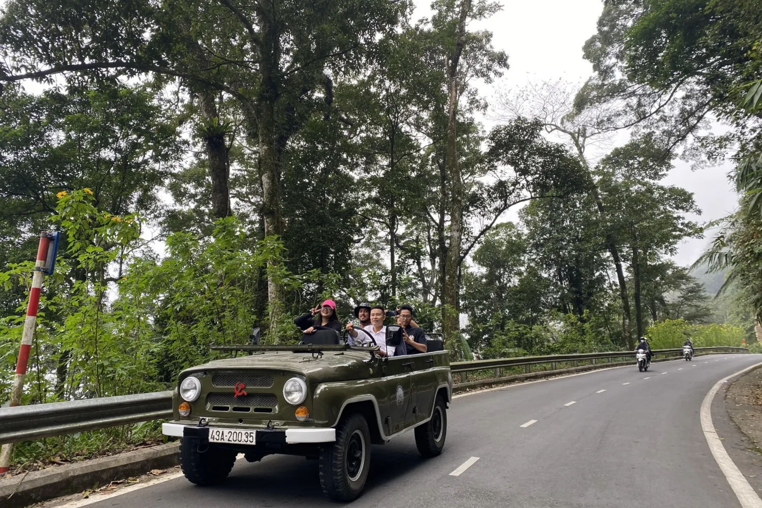 Ba Vi mountain jeep tour vela vietnam travel