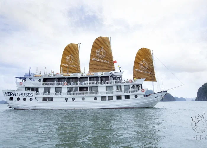 Hera Grand Luxury Cruise Vela Vietnam Travel
