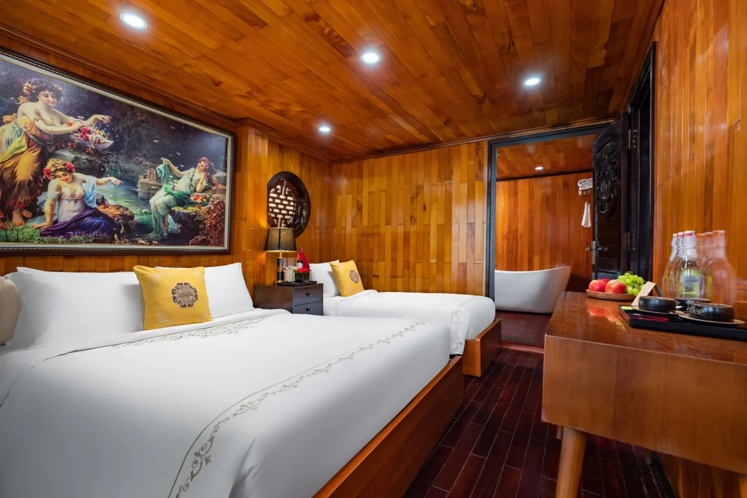 Hera Classic Boutique Cruise Vela Vietnam Travel
