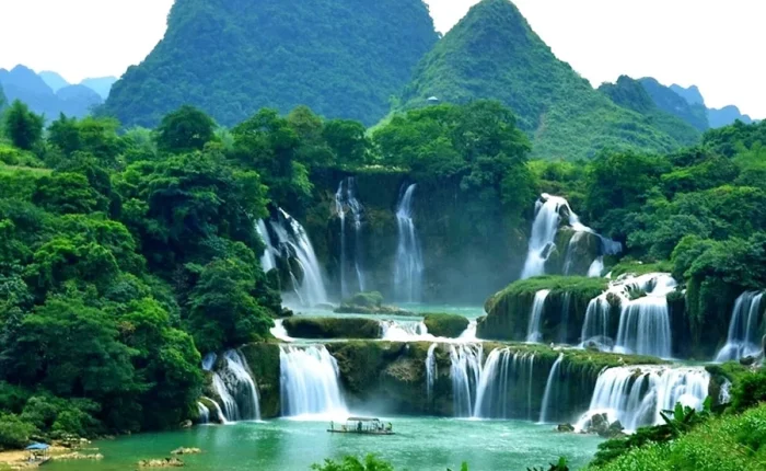 ban gioc waterfall tour from hanoi vela vietnam travel